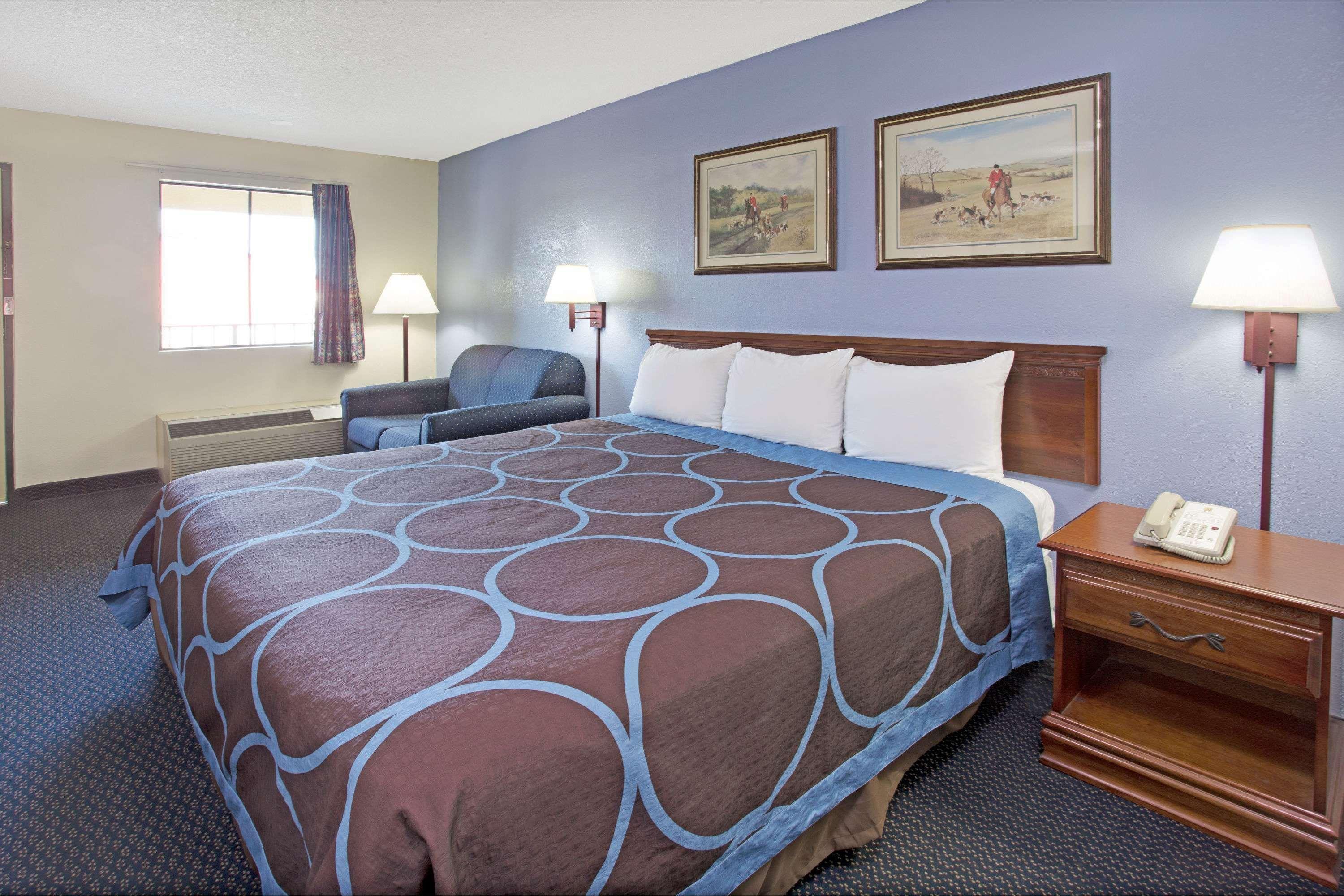 Hotel Super 8 By Wyndham Suwanee Exteriér fotografie