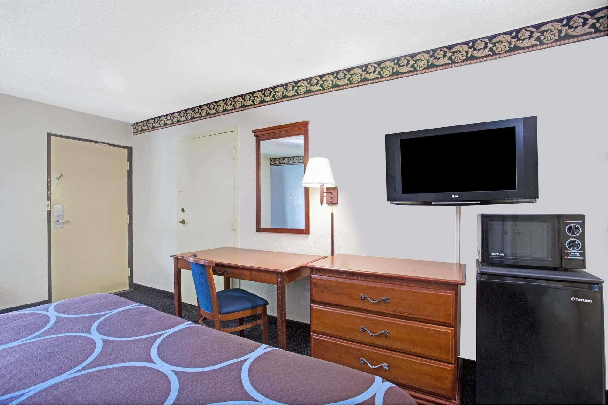 Hotel Super 8 By Wyndham Suwanee Exteriér fotografie